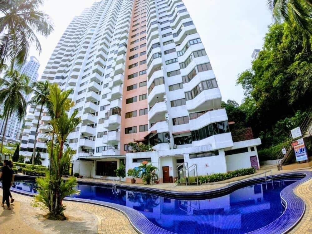 Airbnb At Sri Sayang Batu Ferringhi Beach Eksteriør bilde