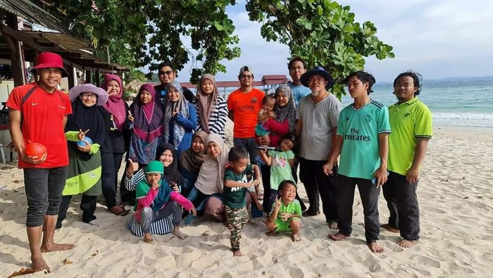 Airbnb At Sri Sayang Batu Ferringhi Beach Eksteriør bilde